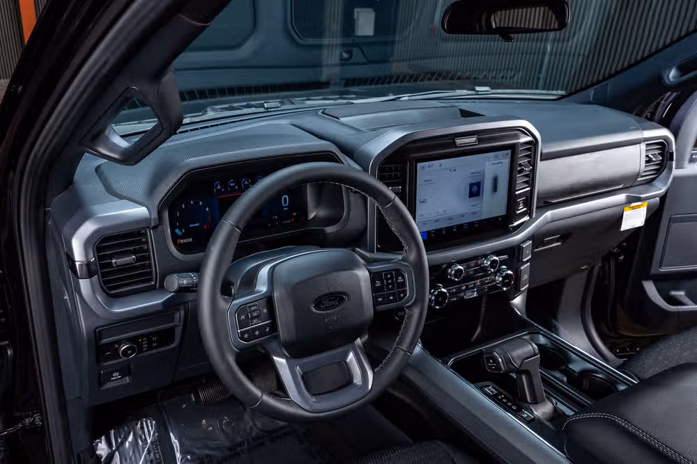 2026 Ford F-150 XLT SuperCrew Image 17