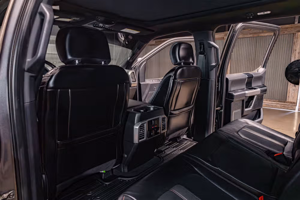 2020 Ford F-350 Super Duty Platinum Crew Cab Image 22
