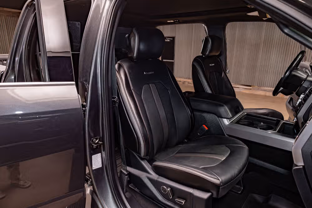 2020 Ford F-350 Super Duty Platinum Crew Cab Image 27