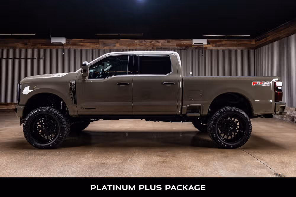 2026 Ford F-250 Super Duty Platinum Plus Crew Cab Image 6