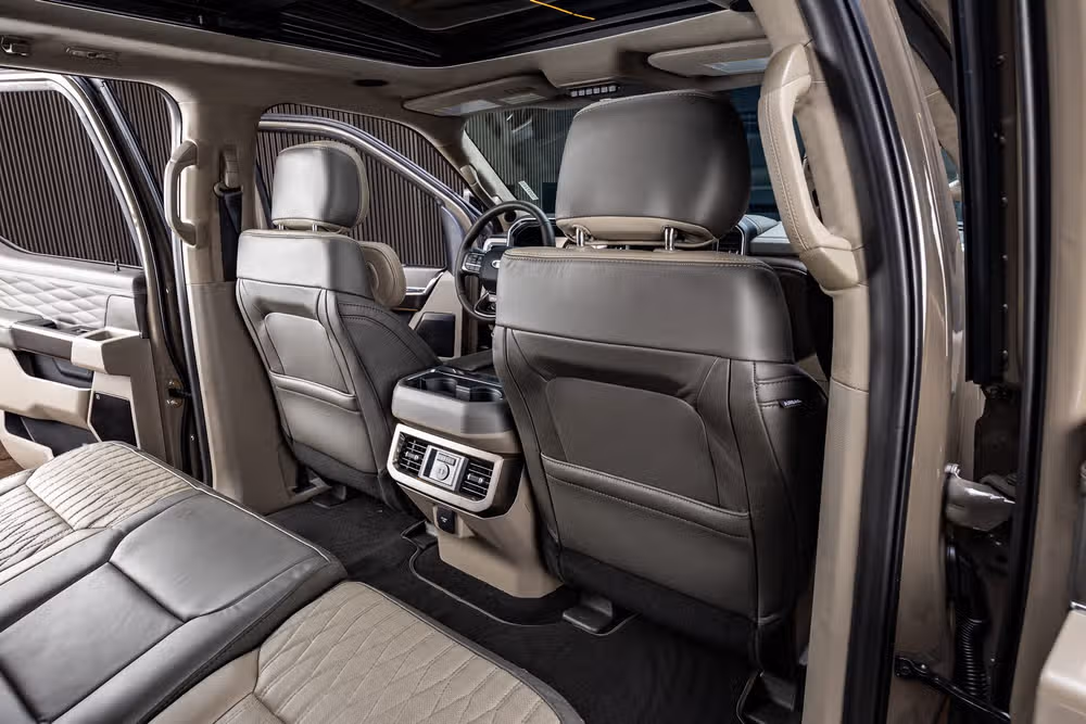2026 Ford F-250 Super Duty Platinum Plus Crew Cab Image 34