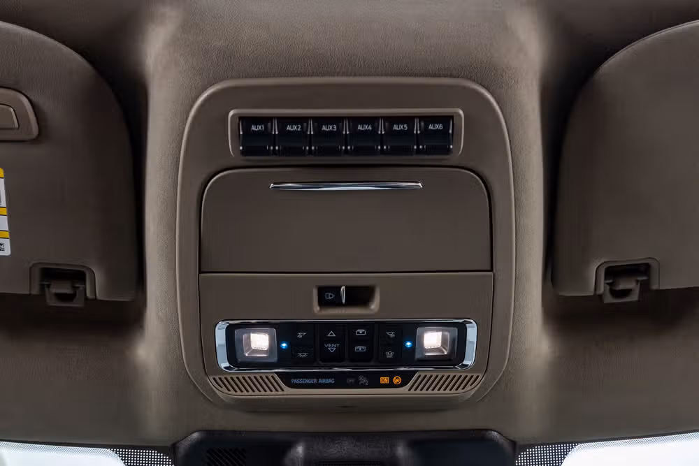 2026 Ford F-250 Super Duty Platinum Plus Crew Cab Image 30