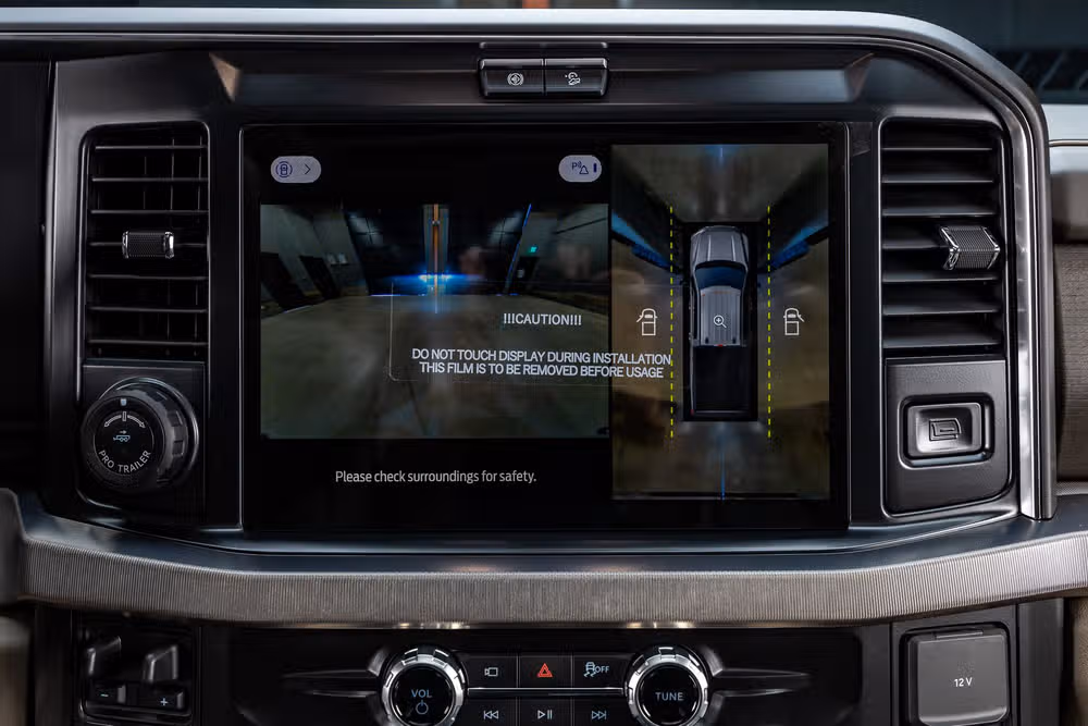 2026 Ford F-250 Super Duty Platinum Plus Crew Cab Image 27
