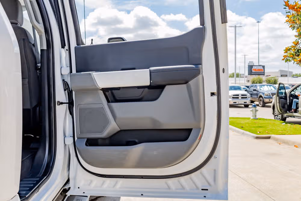 2024 Ford F-250 Super Duty XLT Crew Cab Image 38