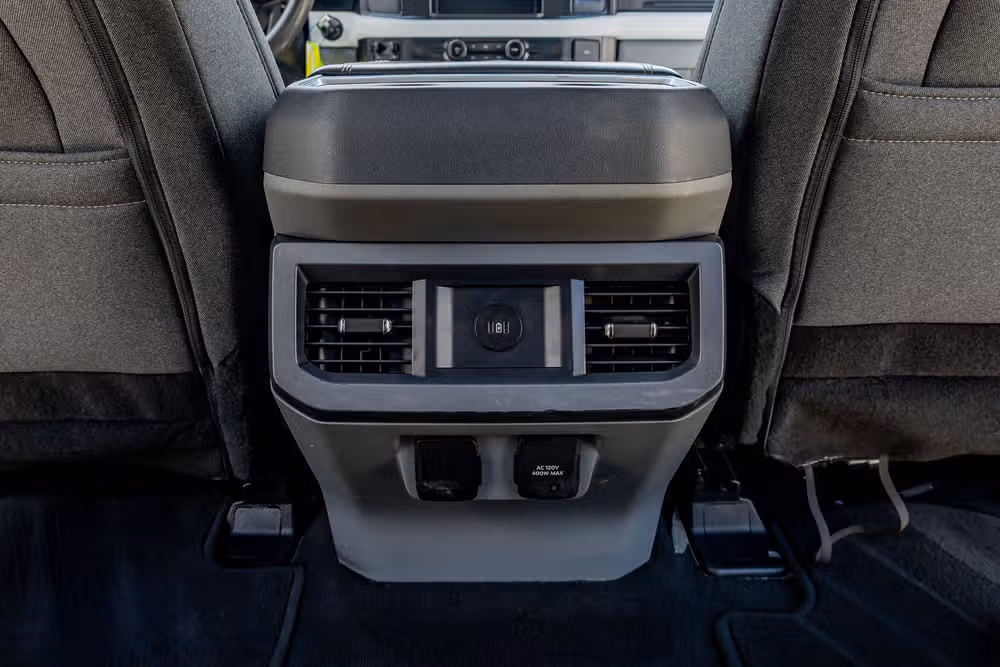 2024 Ford F-250 Super Duty XLT Crew Cab Image 32