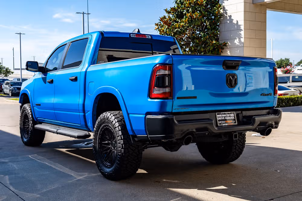 2023 Ram 1500 Big Horn Crew Cab Image 7
