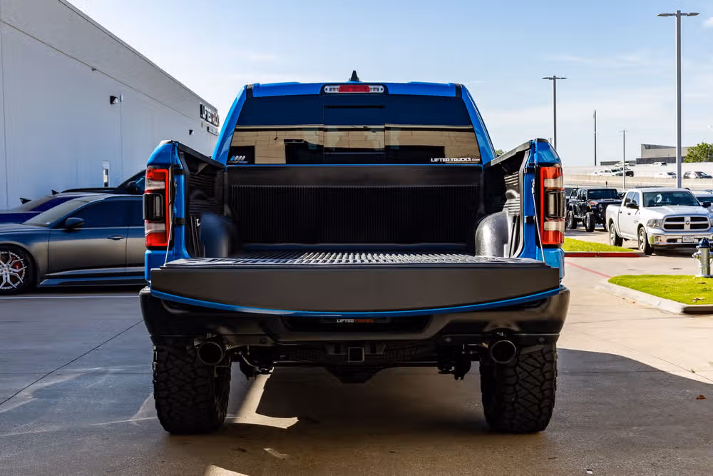 2023 Ram 1500 Big Horn Crew Cab Image 9