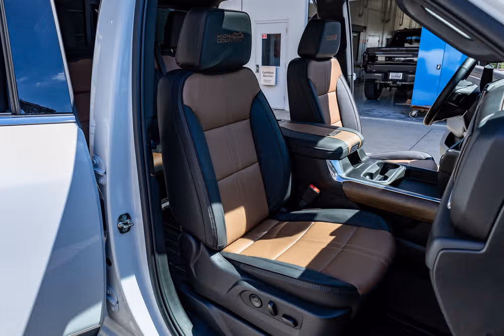 2026 Chevrolet Silverado 3500HD High Country Crew Cab Image 32
