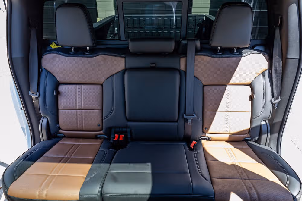 2026 Chevrolet Silverado 3500HD High Country Crew Cab Image 36