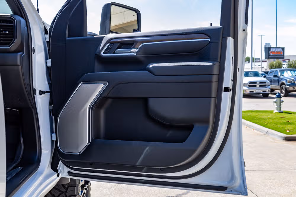 2026 Chevrolet Silverado 3500HD High Country Crew Cab Image 38