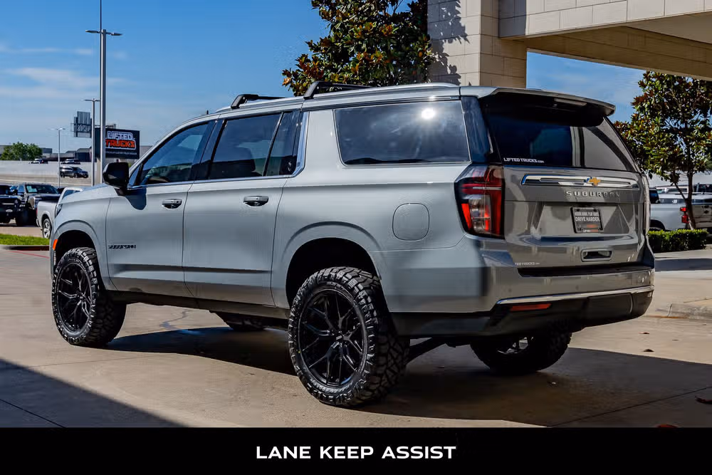 2024 Chevrolet Suburban LS Image 7