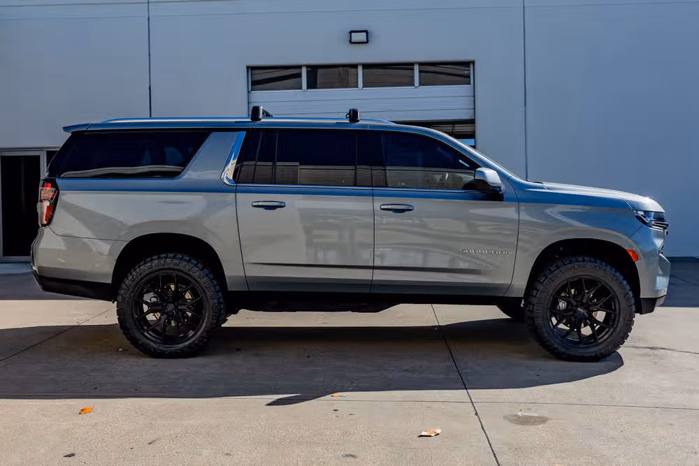 2024 Chevrolet Suburban LS Image 11