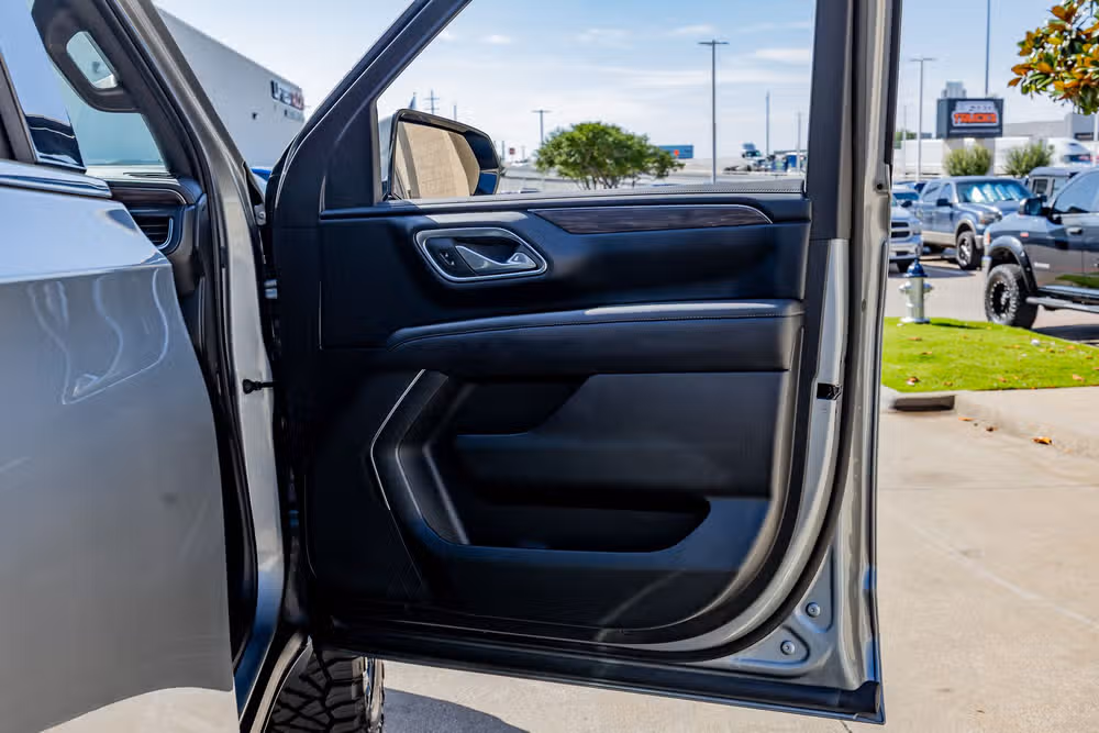 2024 Chevrolet Suburban LS Image 37