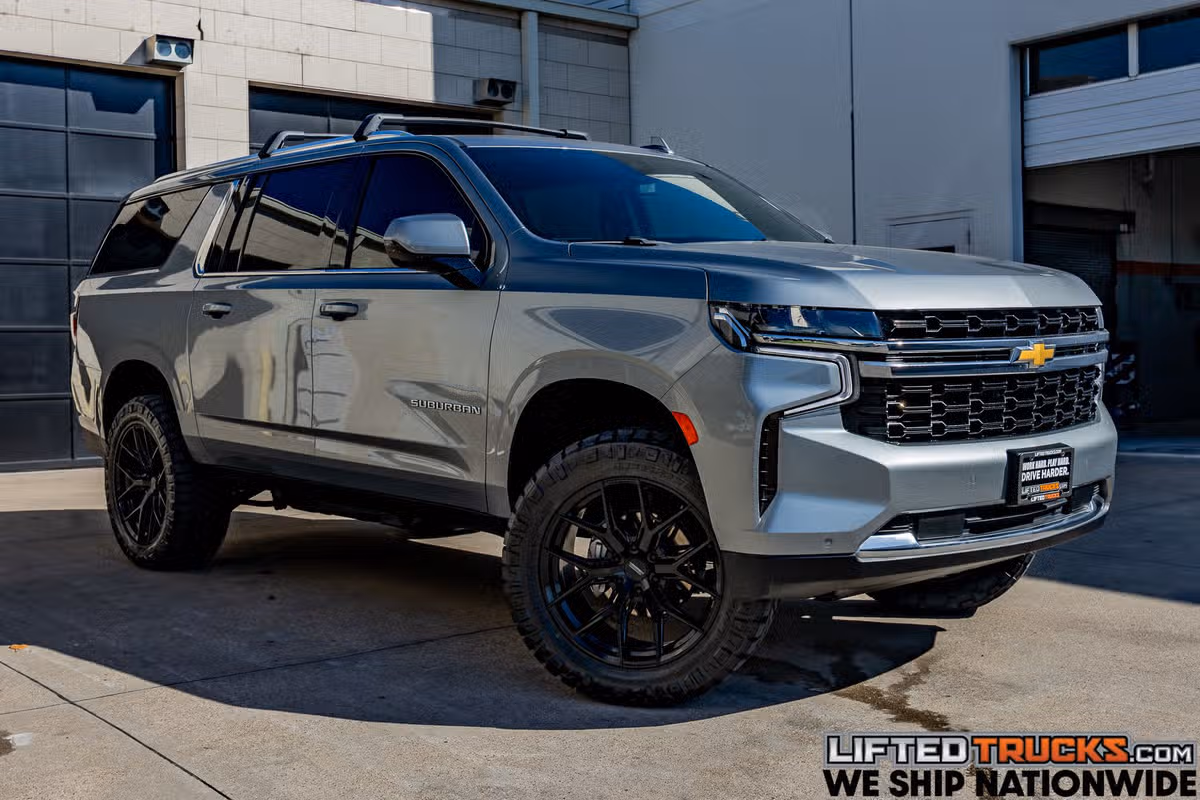 2024 Chevrolet Suburban LS