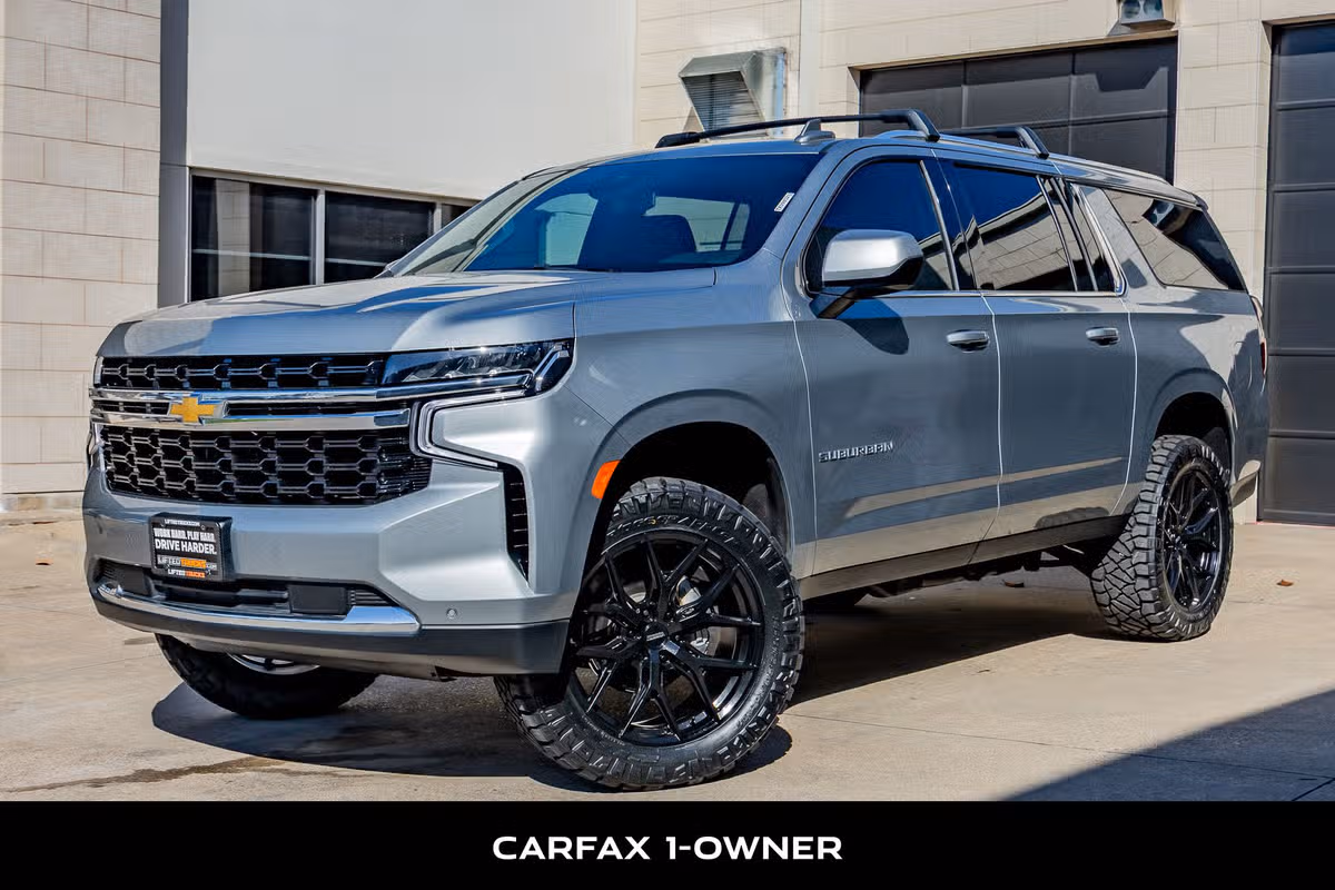 2024 Chevrolet Suburban LS
