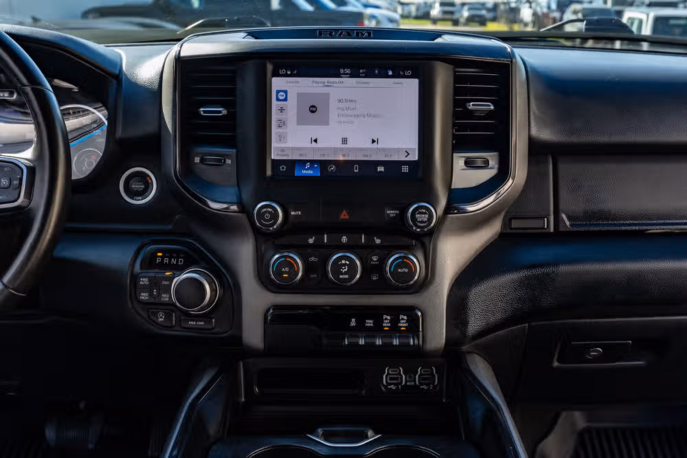 2023 Ram 1500 Big Horn Crew Cab Image 24