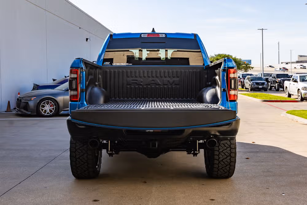 2023 Ram 1500 Big Horn Crew Cab Image 9