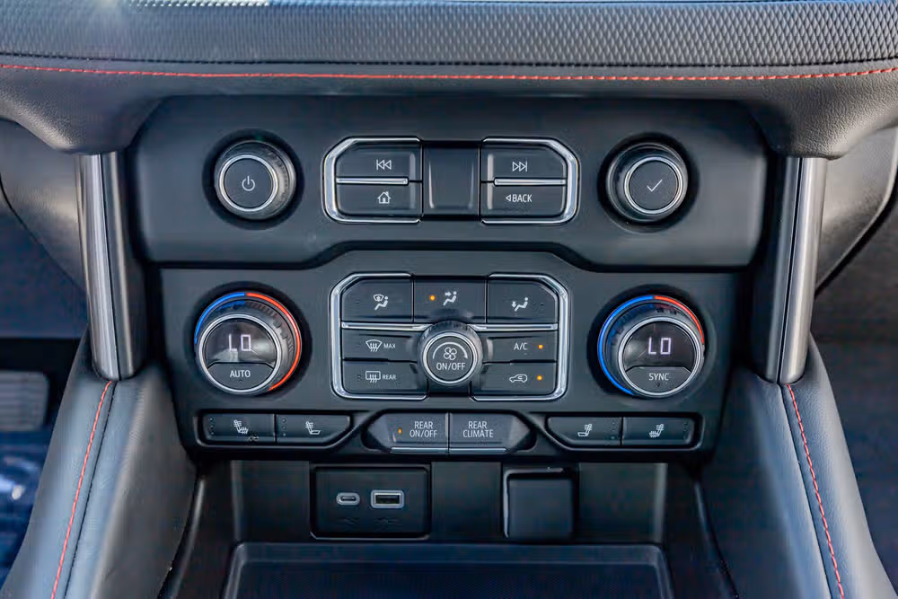 2021 Chevrolet Tahoe RST Image 26