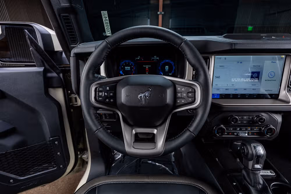 2026 Ford Bronco Outer Banks Image 18