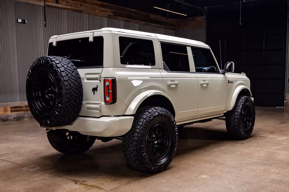 2026 Ford Bronco Outer Banks Image 10