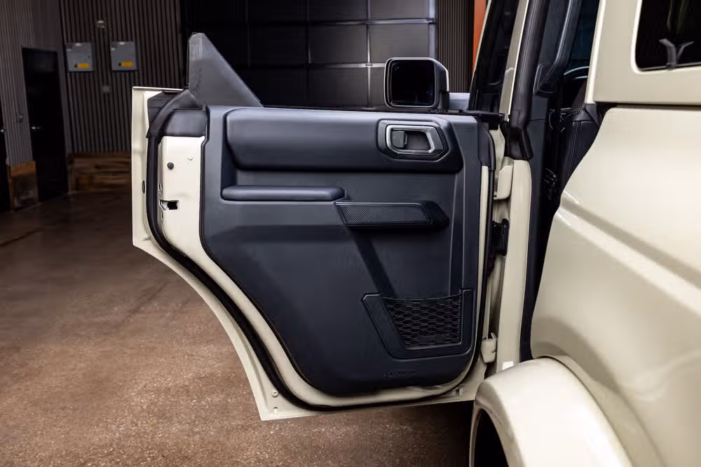 2026 Ford Bronco Outer Banks Image 37