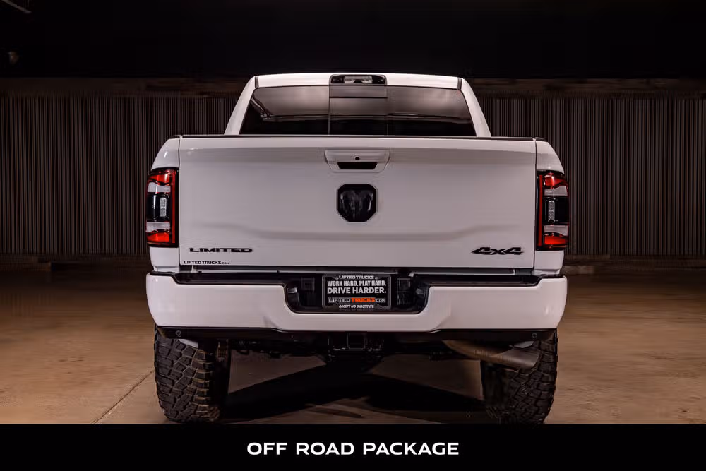 2024 Ram 2500 Limited Crew Cab Image 8