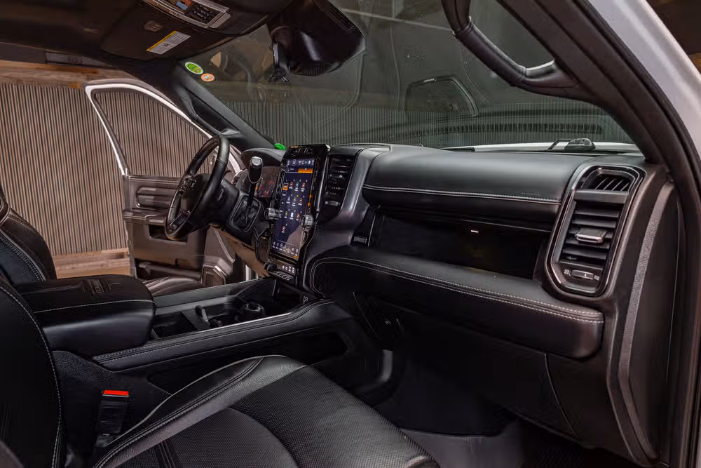 2024 Ram 2500 Limited Crew Cab Image 16