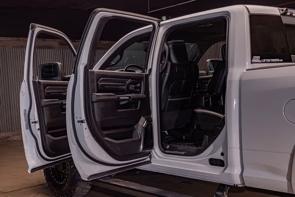2024 Ram 2500 Limited Crew Cab Image 28