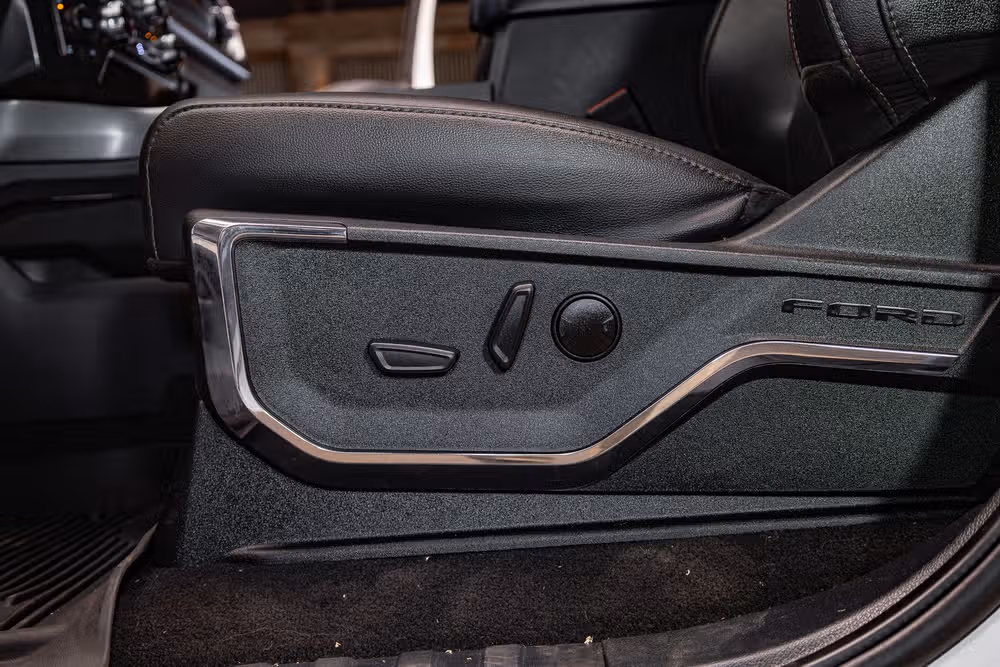 2023 Ford F-350 Super Duty Lariat Crew Cab Image 20