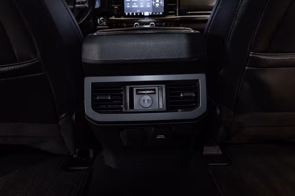 2023 Ford F-350 Super Duty Lariat Crew Cab Image 22