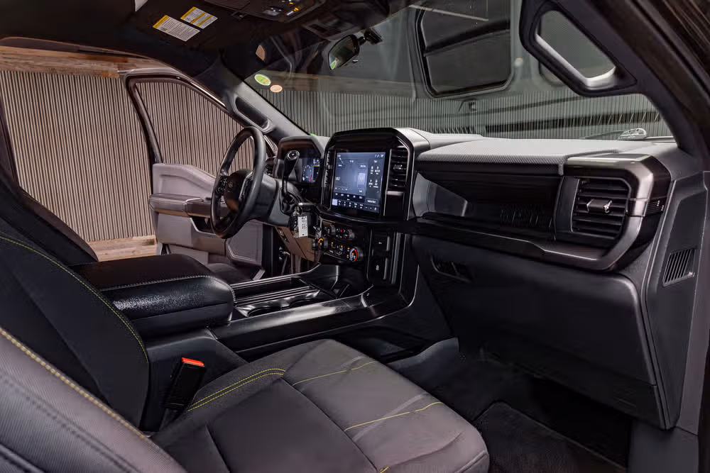 2025 Ford F-150 STX SuperCrew Image 20