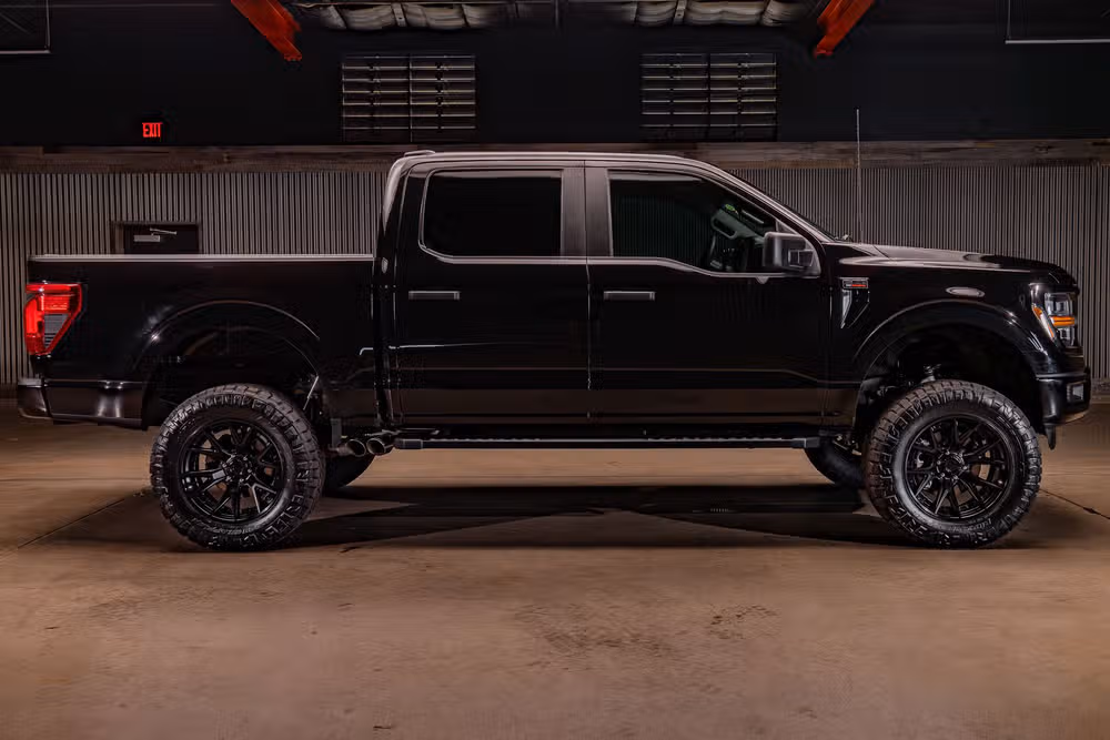 2025 Ford F-150 STX SuperCrew Image 11