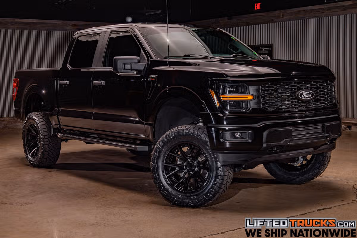 2025 Ford F-150 STX SuperCrew