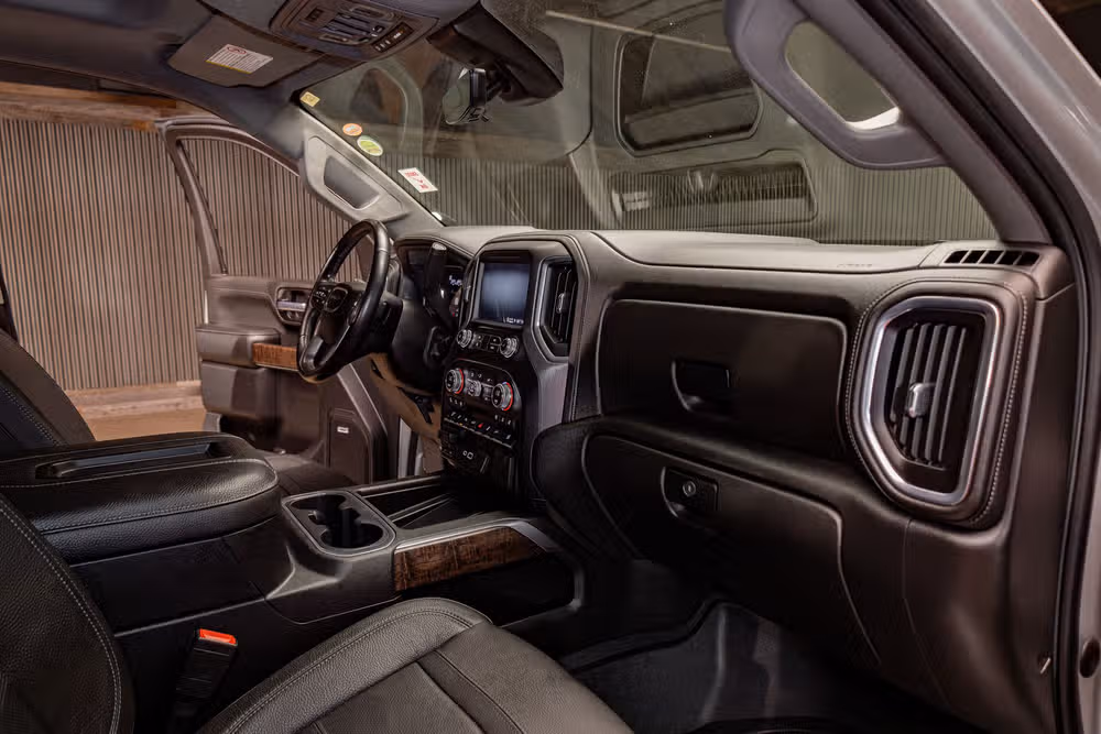 2021 GMC Sierra 2500HD Denali Crew Cab Image 16