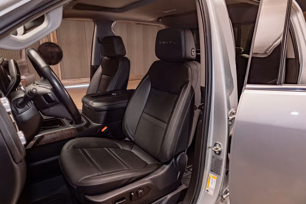 2021 GMC Sierra 2500HD Denali Crew Cab Image 21