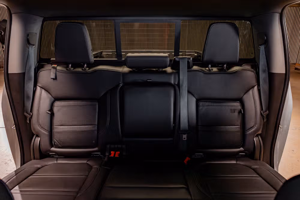 2021 GMC Sierra 2500HD Denali Crew Cab Image 24