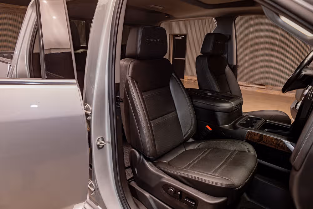 2021 GMC Sierra 2500HD Denali Crew Cab Image 27