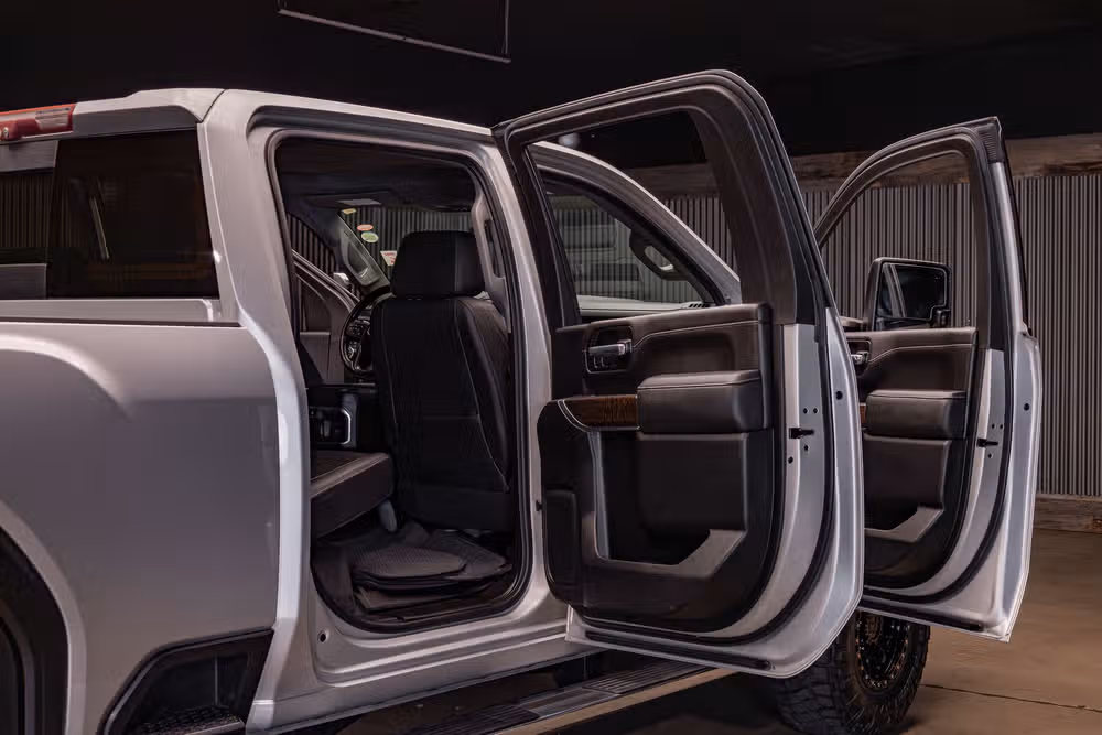 2021 GMC Sierra 2500HD Denali Crew Cab Image 30
