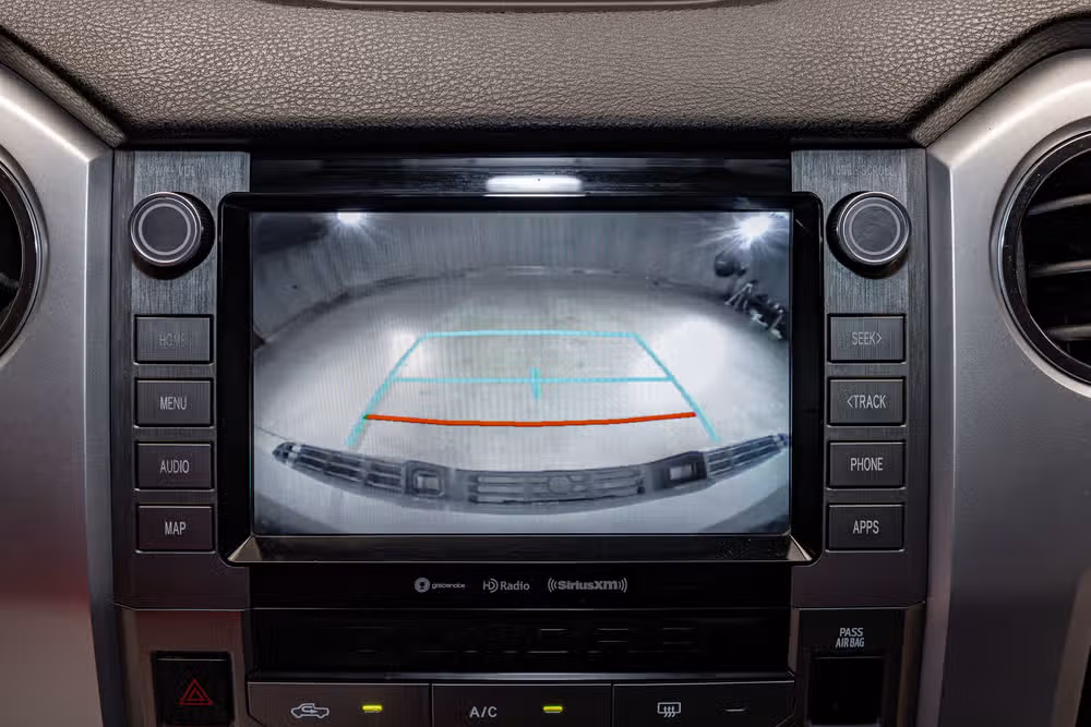 2020 Toyota Tundra SR5 CrewMax Image 18