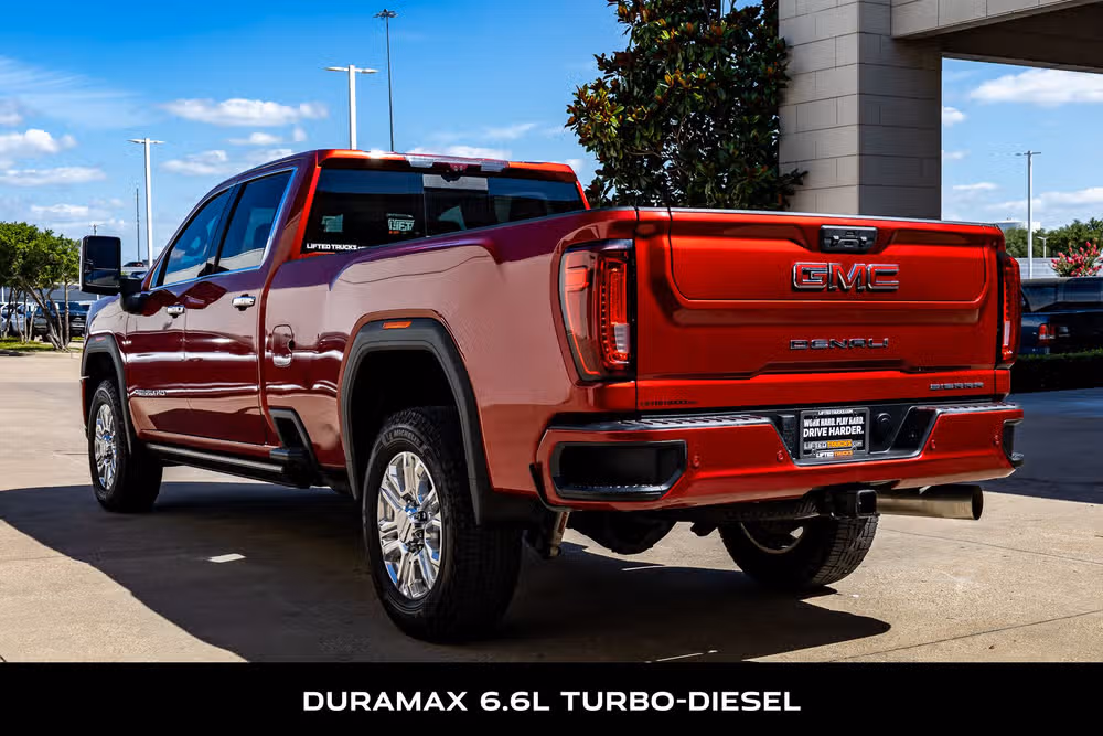 2023 GMC Sierra 3500HD Denali Crew Cab Image 6