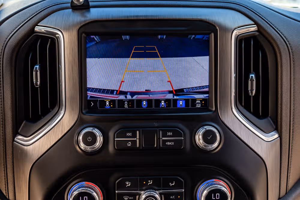 2023 GMC Sierra 3500HD Denali Crew Cab Image 25