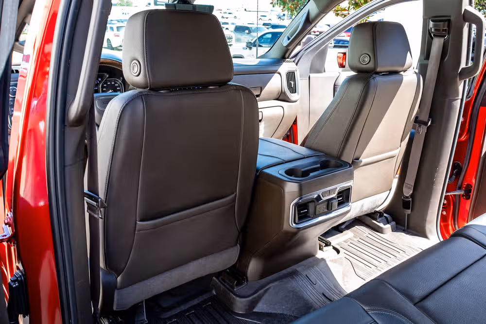 2023 GMC Sierra 3500HD Denali Crew Cab Image 33