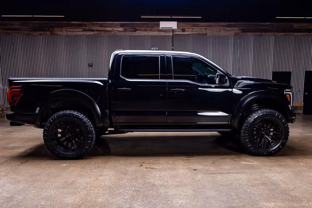 2024 Ford F-150 Raptor R SuperCrew Image 11