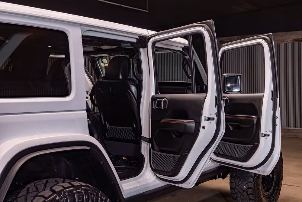2025 Jeep Wrangler Rubicon X Image 30