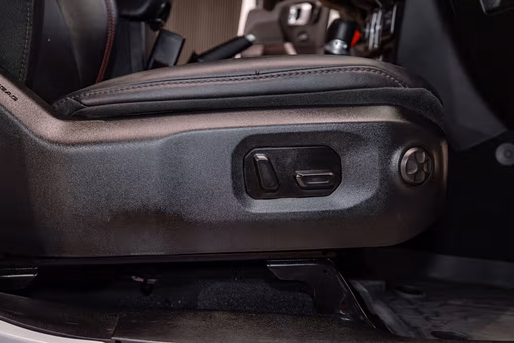 2025 Jeep Wrangler Rubicon X Image 26
