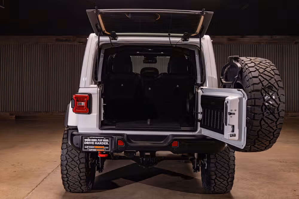 2025 Jeep Wrangler Rubicon X Image 9