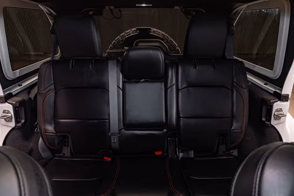 2025 Jeep Wrangler Rubicon X Image 24
