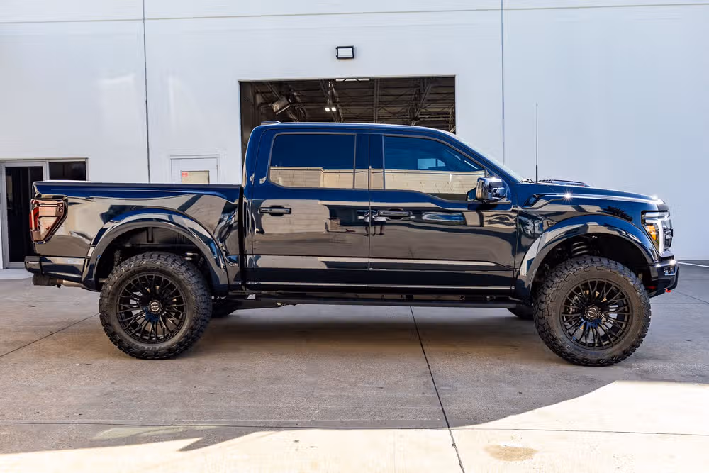 2026 Ford F-150 Raptor R SuperCrew Image 11