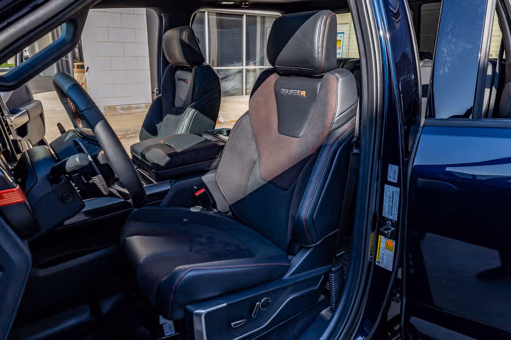 2026 Ford F-150 Raptor R SuperCrew Image 31