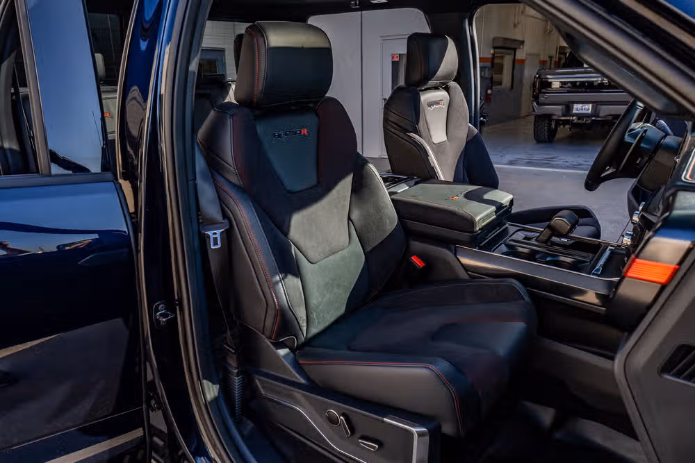 2026 Ford F-150 Raptor R SuperCrew Image 33